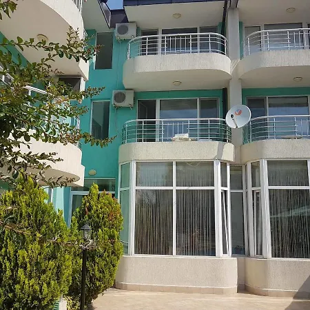 Nev Sarafovo Apartament *