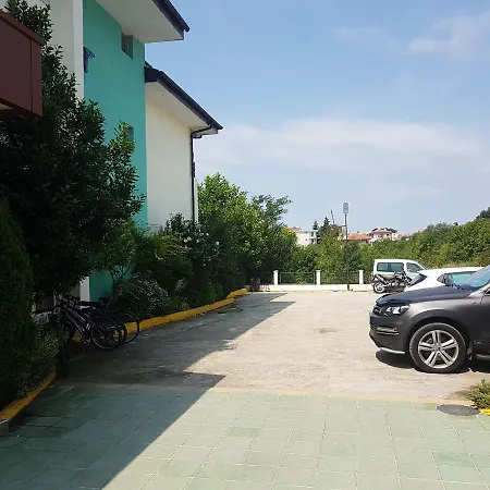 Nev Sarafovo * Burgas